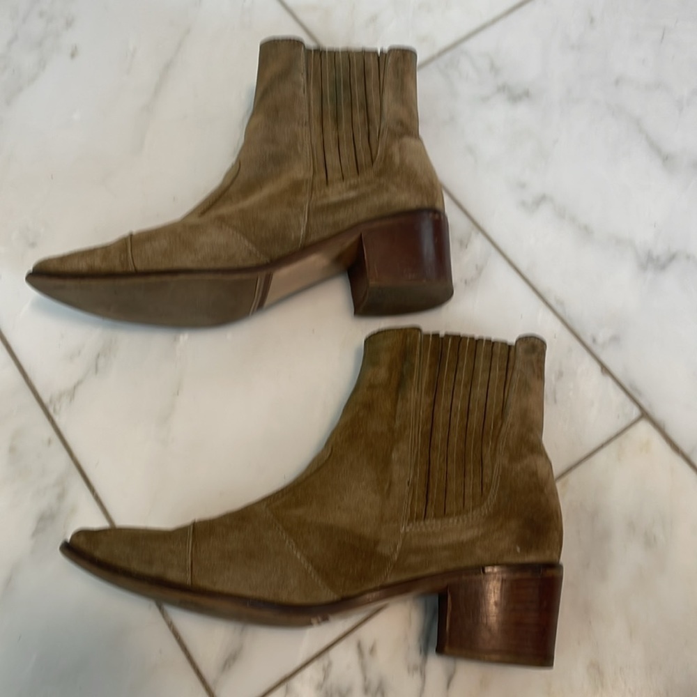 Charles David, Italian leather ankle boot - Picture 7 of 10